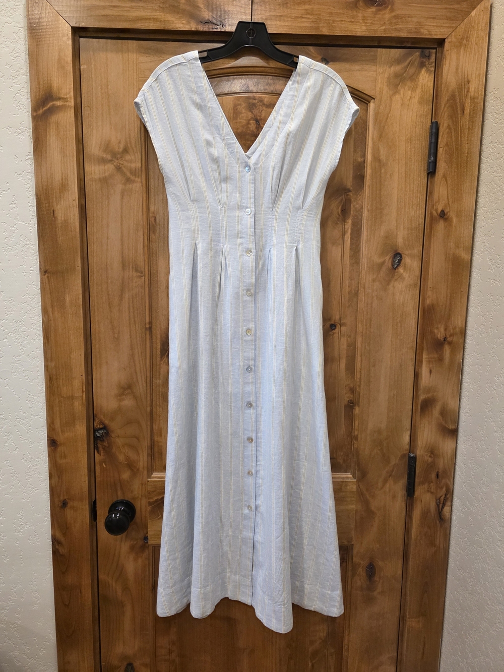 Isaac Mizrahi Light Blue and White Striped Button-Front Midi Dress